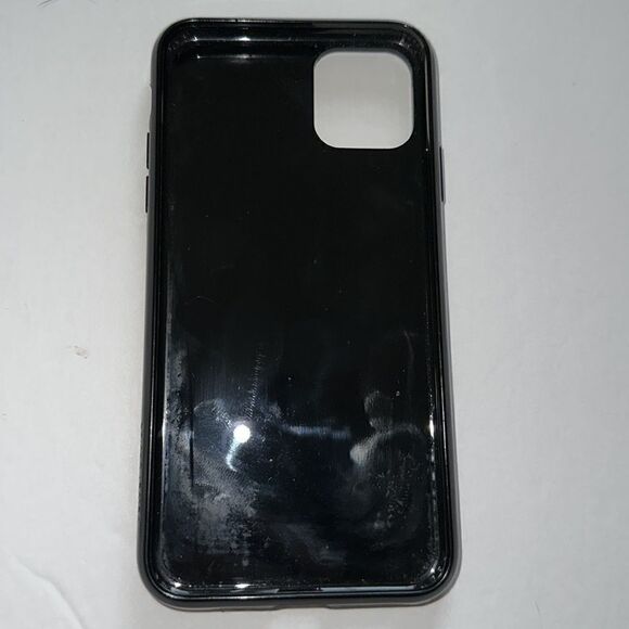 Velvet Caviar Phone Case 11Pro Max - Picture 6 of 6